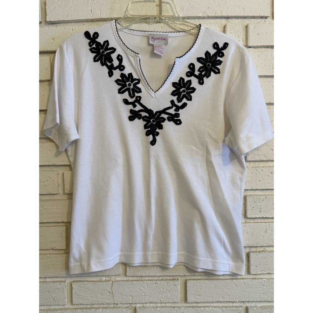 Crystal Kobe Ribbon & Beaded Short Sleeve White -Black Trim Top Size Medium